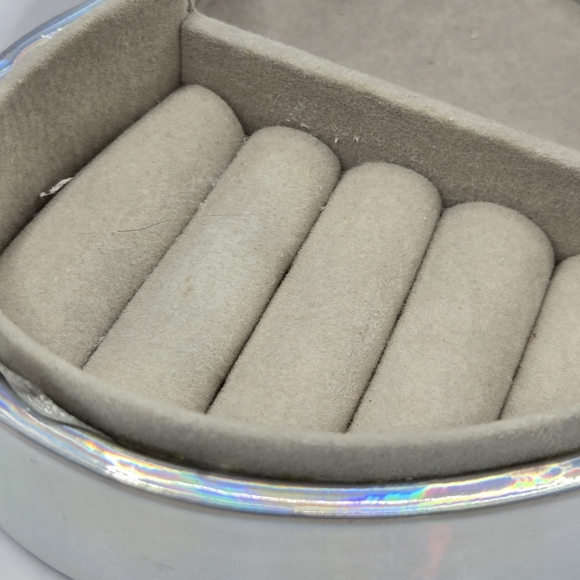 Cupcakes and Cashmere Jewelry Heart Box Organizer Holographic Silver - Picture 5 of 15